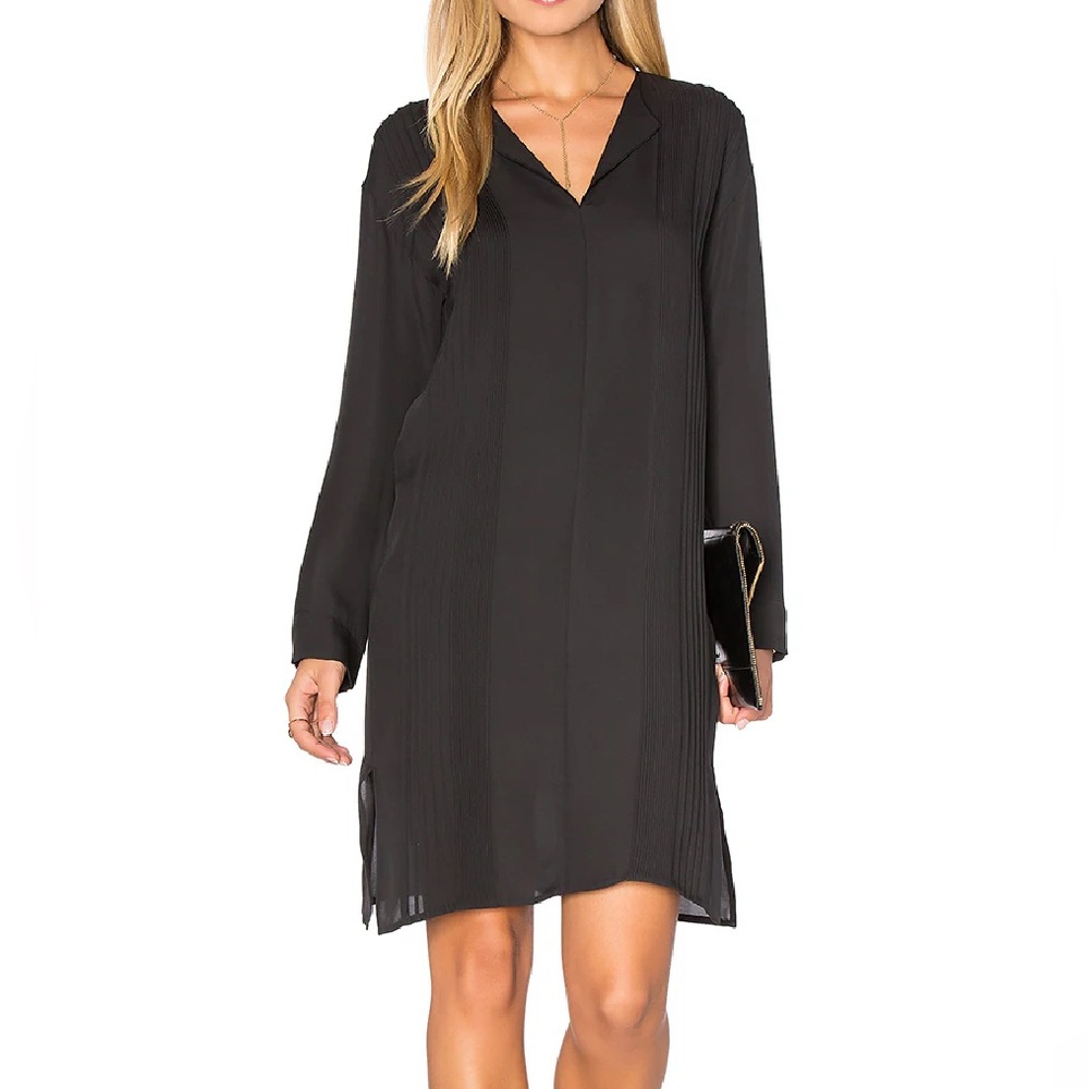 VINCE Black 100% Silk Pintuck Split V-Neck Long Sleeve Dress; size 6; EUC!
